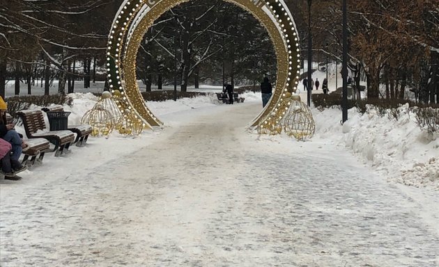 Секции у метро Проспект Вернадского