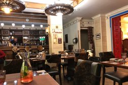 Стейк хаус Gauchos, с рейтингом 4.8 - находится по адресу Нур-Султан, Қаныш Сәтбаев, 20 