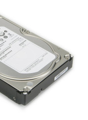 Мастер по настройке и ремонту компьютеров, видеомонтажёр Артём Садыков