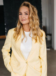 Преподаватель английского языка Ирина Евгеньевна Велькова