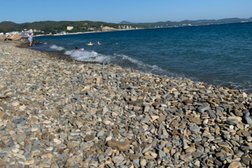 Пляжный кемпинг 9-й километр, с рейтингом 3.7 - находится по адресу Краснодарский край, трасса А-147 16 километр, 160а 