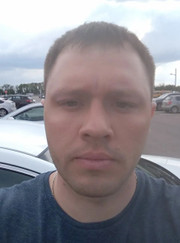 Веб-дизайнер, администратор Степан Анатольевич Вареников