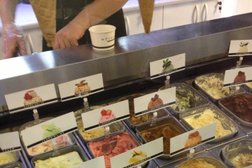 Сеть кафе-мороженое Movenpick, с рейтингом 3.3 - находится по адресу Алматы, Аль-Фараби проспект, 77/8 