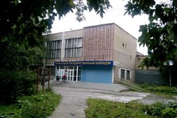 Общежитие Южно-Уральский многопрофильный колледж №3, с рейтингом 4.3 - находится по адресу Челябинск, Мира, 100а 
