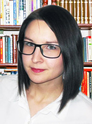 Преподаватель истории, преподаватель литературы Анастасия Олеговна Суркова