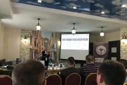 Кафе-клуб Куршавель, с рейтингом 2.6 - находится по адресу Кировская область, Кирово-Чепецк, улица Алексея Некрасова, 2 