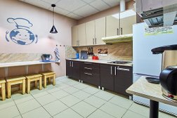 Городской отель Черемушки, с рейтингом 5 - находится по адресу Москва, Новочерёмушкинская улица, 21 к1 
