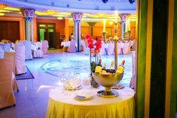 Ресторан Satti, с рейтингом 3.6 - находится по адресу Нур-Султан, Қабанбай батыр проспект, 32 