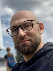 Преподаватель ПДД, автоинструктор Степан Давыдов