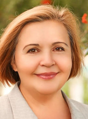 Преподаватель химии Елена Николаевна Шарифулина
