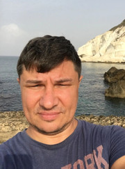 Уборщик помещений Константин Борисович Молчанов