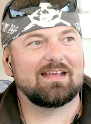 Автоинструктор, преподаватель ПДД Михаил Юрьевич Цветков