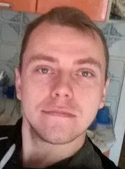 Мастер по оклейке обоев, отделочник Александр Сергеевич Берстенев