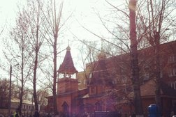 Храм Святого Равноапостольного Великого князя Владимира, с рейтингом 4.8 - находится по адресу Москва, улица Маршала Чуйкова, 30 к3 