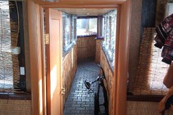 Ресторан Бунгало, с рейтингом 4 - находится по адресу Алматы, Хан-Тенгри микрорайон, 1/11 