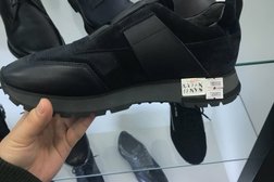 Бутик обуви Yes Style, с рейтингом 5 - находится по адресу Алматы, Кабанбай батыра, 71 