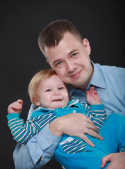 Таргетолог, мастер по ремонту телефонов и планшетов Денис Вадимович Мясников