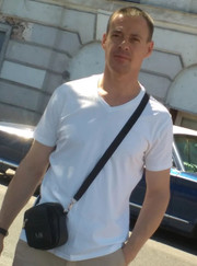 Мастер по ремонту офисов, маляр-штукатур Дмитрий Владимирович Ульяновский