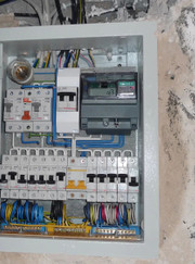 Мастер на час, мастер по ремонту электрооборудования Илья Григорьевич Снопов