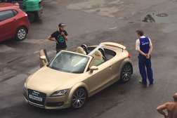 Оконный завод и офис Окна Века, с рейтингом 2 - находится по адресу Ленинградская область, д. Новое Девяткино, Школьная улица, 15 