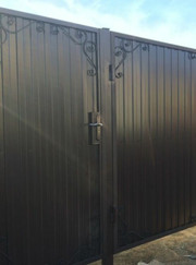 Мастер по строительству заборов, сварщик Масютин Илья