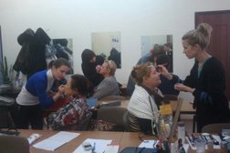 Дизайнерский центр обучения Степ-класс, с рейтингом 2.4 - находится по адресу Новосибирск, Вокзальная магистраль, 16 