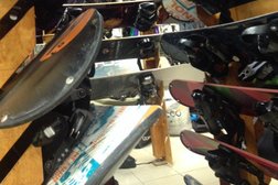 Центр проката сноубордов и горных лыж Bro)rider, с рейтингом 2 - находится по адресу Екатеринбург, Заводская улица, 12 