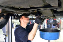 Центр автомасел Ойл-Маркет, с рейтингом 4.7 - находится по адресу Республика Башкортостан, Салават, Уфимская улица, 31Б 