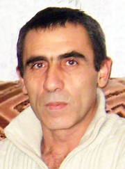 Маляр-штукатур, мастер по обшивке стен Семён Мкртичович Астатурян