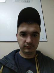 Грузчик, перевозчик Радик Саримов