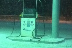 Автозаправка Газпромнефть, с рейтингом 3.5 - находится по адресу Екатеринбург, улица Раевского, 9/1 