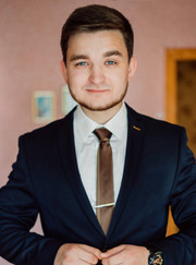 Маркетолог Максим Анатольевич Гребенников