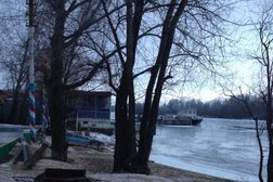 Сауна Домостроитель, с рейтингом 4.5 - находится по адресу Саратовская область, Энгельс, посёлок Лесной, Сазанка 