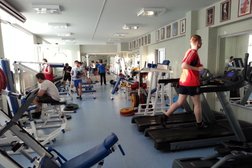 Спортивно-оздоровительный комплекс Локомотив-Изумруд, с рейтингом 3.2 - находится по адресу Екатеринбург, Стачек, 3 