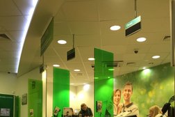 Сбербанк России, с рейтингом 3 - находится по адресу Москва, Советской Армии, 17/52 