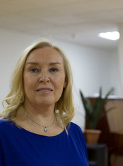 Инструктор по йоге Марина Комарова