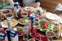 База отдыха Драгунская застава, с рейтингом 2 - находится по адресу Ставропольский край, с. Садовое, Озёрный переулок, 4 