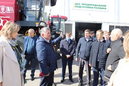 База Агрокомплект, с рейтингом 4.3 - находится по адресу Омск, Семиреченская улица, 89 