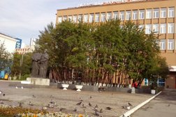 Молодёжный центр БиблиоДвиж, с рейтингом 5 - находится по адресу Мурманск, улица Капитана Буркова, 30 