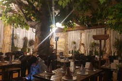 Кафе Золотое Руно, с рейтингом 3.6 - находится по адресу Алматы, Аксай 2-й микрорайон, 16 