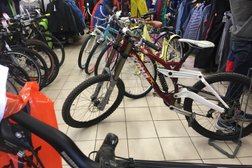 Магазин спортивных товаров Кант, с рейтингом 4.4 - находится по адресу Москва, Дмитровское шоссе, 29 к1 