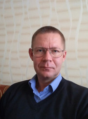 Преподаватель по обществознанию Дмитрий Николаевич Тарасов