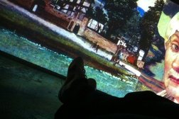 Креативная компания Люмьер-холл, с рейтингом 4.4 - находится по адресу Москва, Берсеневский переулок, 2 ст1 