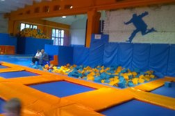 Спортивно-развлекательный клуб Батутник, с рейтингом 3.5 - находится по адресу Республика Карелия, Петрозаводск, улица Зайцева, 64а к3 