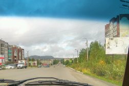 Магазин КовдорАвто, с рейтингом 4 - находится по адресу Мурманская область, Ковдор, Комсомольская улица, 7Б 