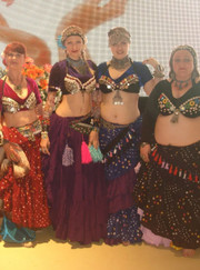 Танцор shugar band Tribal