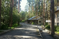 Загородный комплекс Салют, с рейтингом 3.8 - находится по адресу Свердловская область, пос. Верхняя Сысерть, улица Ленина, 10 