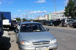 Автошкола Клаксон, с рейтингом 3.4 - находится по адресу Екатеринбург, Крестинского, 44 