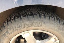 Илим-центр, с рейтингом 4 - находится по адресу Москва, Илимская улица, 3г 