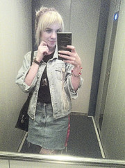 Выгульщик собак, домработница Виктория Ивановна Ковалева